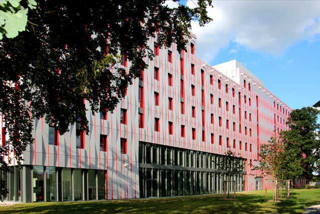 Buerogebaeude-Ffm-03